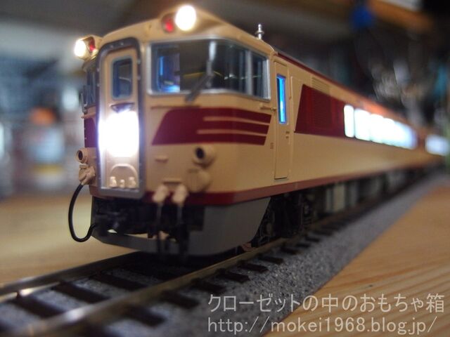 KATO HO キハ82 特急型気動車 自作テープLED室内灯取り付け