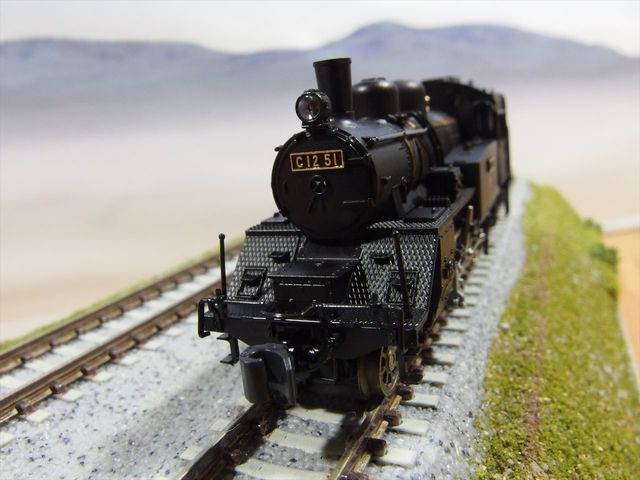 KATO C12 入線 2015.07 : クローゼットの中の鉄道模型