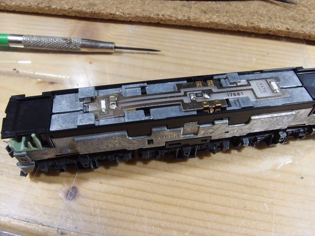 Nゲージ鉄道模型 KATO製機関車 常点灯化対応時、逆起電力