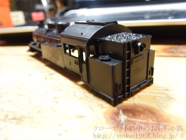 KATO 旧C11を改造してみる : クローゼットの中の鉄道模型