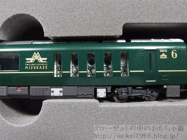 OLY77487_R