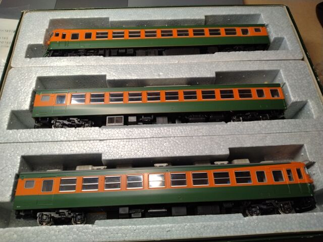 KATO HO 165系 急行形電車 3両増結セット : クローゼットの中の KATO HO 165系 急行形電車 3両増結セット : クローゼットの中の