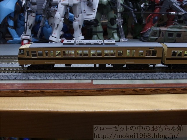OLY79754_R