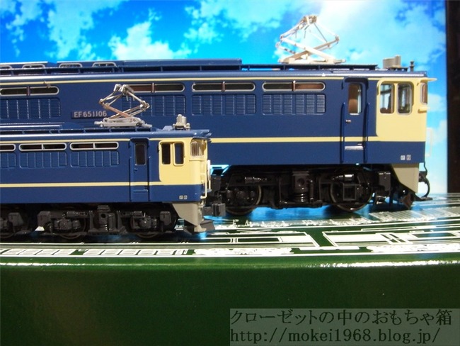 OLY64133_R