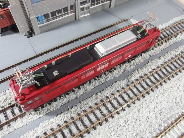KATO EF81 赤2号塗装 : クローゼットの中の鉄道模型 KATO EF81 赤2号塗装 : クローゼットの中の鉄道模型