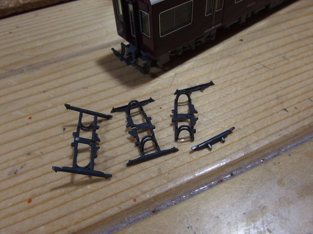 KATO 阪急9300系 ジャンパ管再現 Z04-5589車体間ダンパー KATO 阪急9300系 ジャンパ管再現 Z04-5589車体間ダンパー