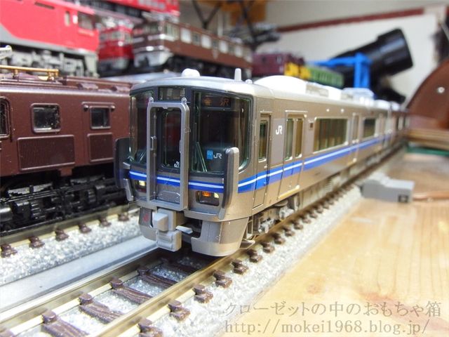 KATO 521系(2次車) 入線整備 2017.03 : クローゼットの中の鉄道模型
