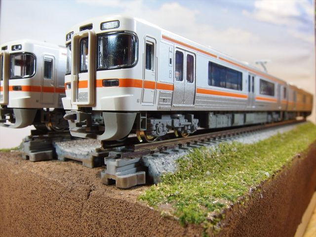 KATO 313系2300番台 : クローゼットの中の鉄道模型