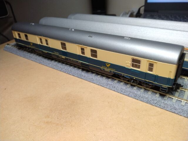 ドイツ鉄道 客車導入 ROCO製タルキスブルー客車 : クローゼットの中の