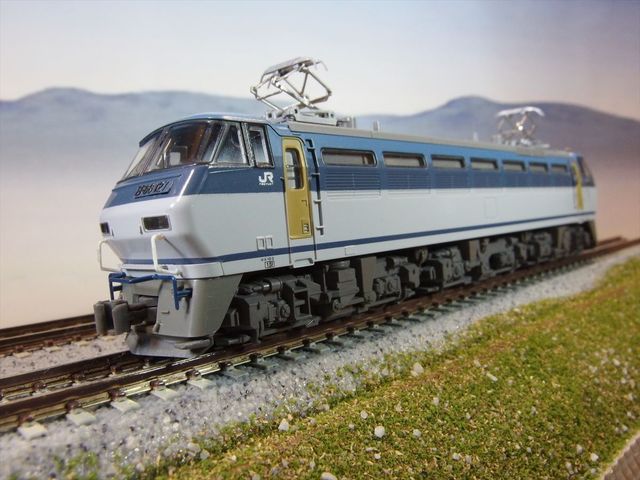 KATO EF66 100番台 直流電気機関車 JR貨物塗装 : クローゼットの中の鉄道模型