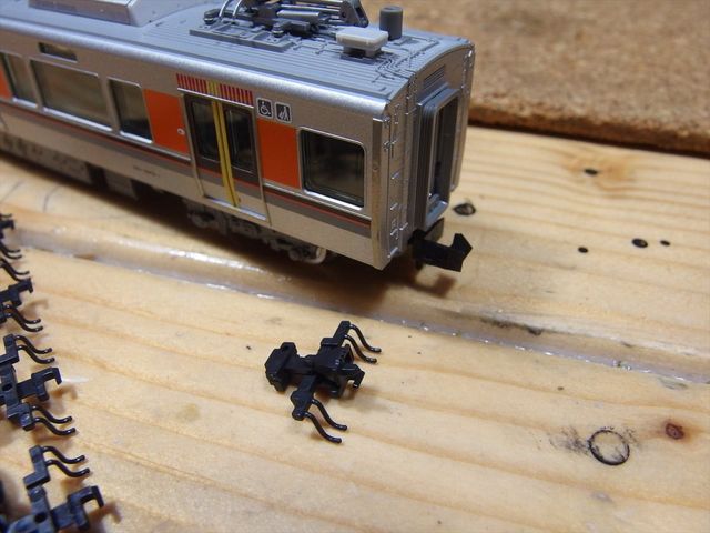 Tomix Jr西日本 323系 大阪環状線 カプラー交換 Katoカプラ密連a クローゼットの中の鉄道模型 Tomix Jr西日本 323系 大阪環状線 カプラー交換 Katoカプラ密連a クローゼットの中の鉄道模型