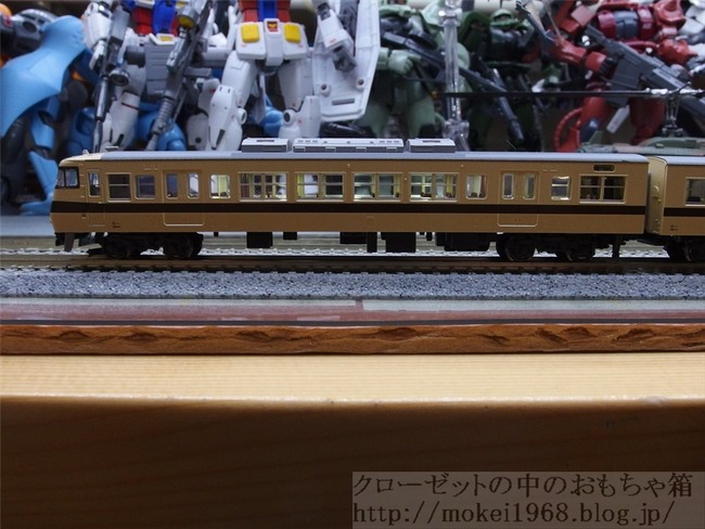 OLY79755_R
