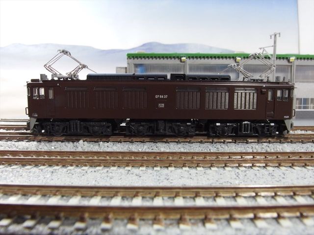 KATO EF64 37号機 茶塗装 : クローゼットの中の鉄道模型 KATO EF64 37号機 茶塗装 : クローゼットの中の鉄道模型