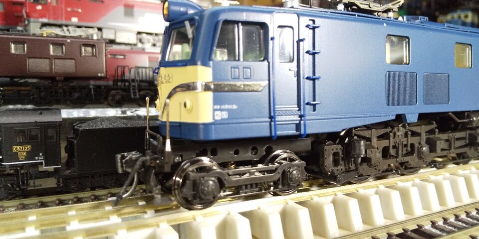 KATO HO EF58 (大窓・ブルー) 入線及び部品取付 : クローゼット KATO HO EF58 (大窓・ブルー) 入線及び部品取付 : クローゼット