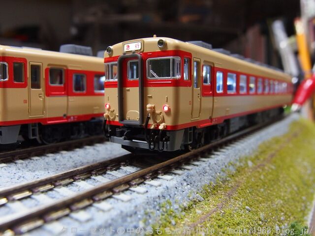 KATO キハ58系パノラミックウィンドウ 入線整備 : クローゼットの中の