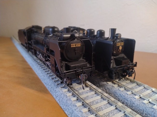 【お値下げ】HOゲージ 鉄道模型 蒸気機関車と炭水車、貨物車X3両 セット KATO HO D51 & C56 : クローゼットの中の鉄道模型