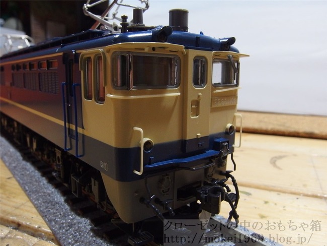 OLY24101_R