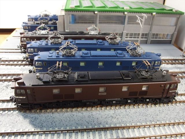 KATO EF58 集合 : クローゼットの中の鉄道模型