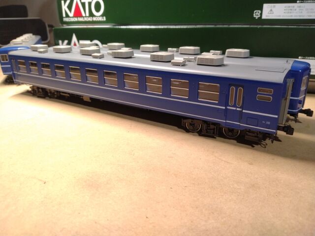 KATO HO 12系客車 : クローゼットの中の鉄道模型 KATO HO 12系客車 : クローゼットの中の鉄道模型
