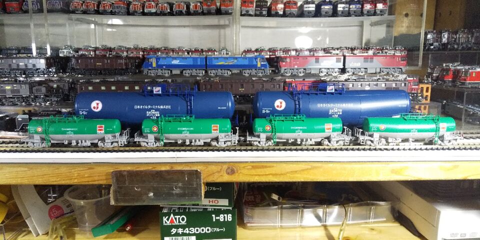KATO HO タキ43000ブルー 入線 : クローゼットの中の鉄道模型 KATO HO タキ43000ブルー 入線 : クローゼットの中の鉄道模型