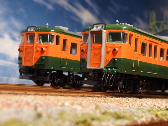 クローゼットの中の鉄道模型 - TOMIX HO 113系2000 近郊電車