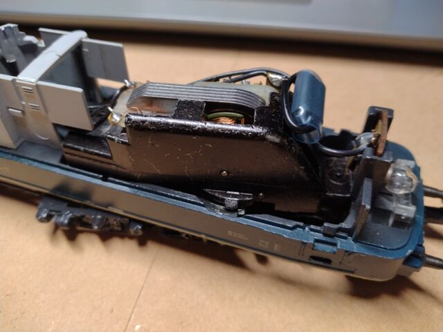 メルクリン 8358 ドイツ国鉄151型電気機関車 HAMO 2線式