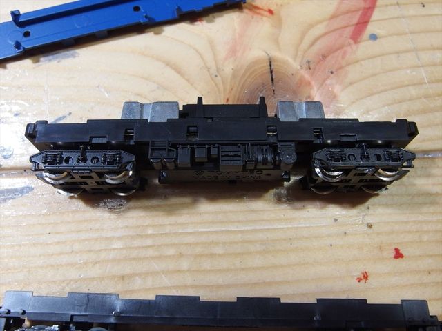 OLY81020_R.jpg