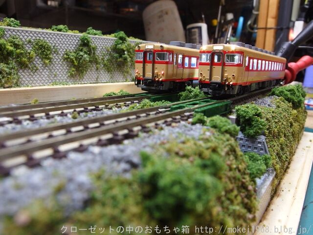TOMIX トラフガーター橋使用のジオラマ作成 その3 : クローゼットの中