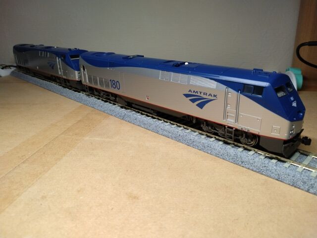 KATO HO Amtrak GE P42 #188 転籍追加導入 : クローゼットの中の鉄道模型