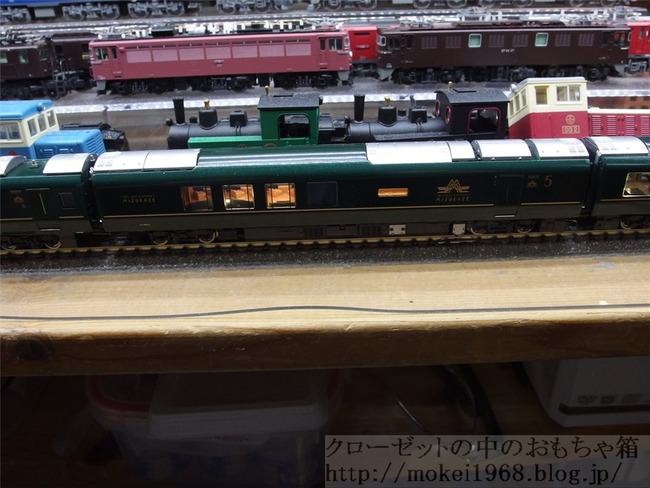 OLY77506_R