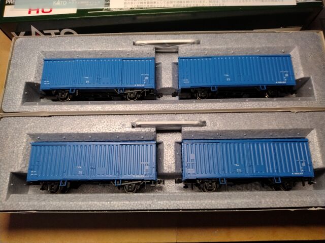 KATO HO ワム380000 入線 : クローゼットの中の鉄道模型