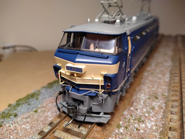 TOMIX HO EF66 前期型・JR貨物新更新車 入線 : クローゼットの中
