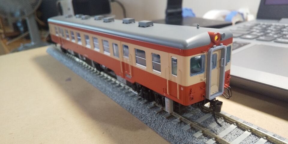 天賞堂 1/80 キハ52 入線整備 : クローゼットの中の鉄道模型