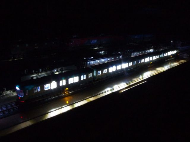 MicroAce 京阪800系 室内灯遮光の徹底 ボディ内面を塗る