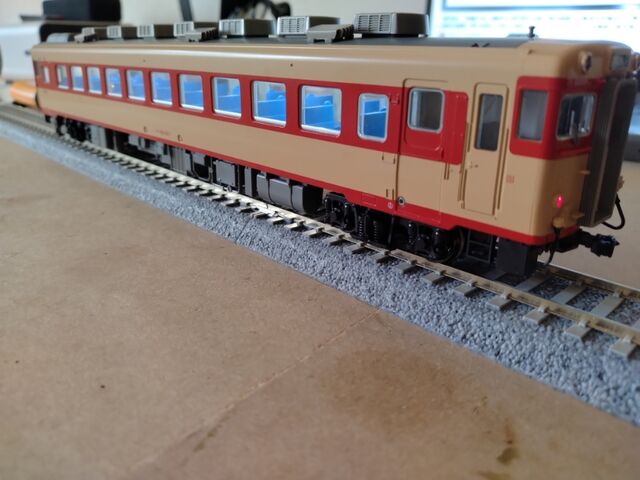 KATO HO キハ58 動力車 転籍車入線 : クローゼットの中の鉄道模型