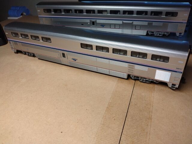 KATO HO Amtrak スーパーライナー客車 : クローゼットの中の鉄道模型