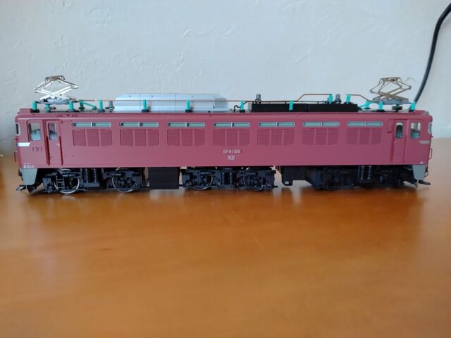 たまには雑談的な 個人的な機関車談 EF81 : クローゼットの中の鉄道模型
