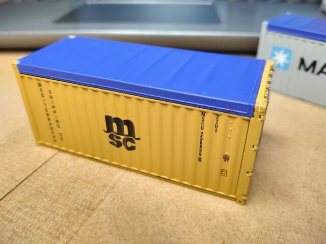HOゲージ 1/87サイズ 20ftコンテナ及びタンクコンテナ : クローゼット