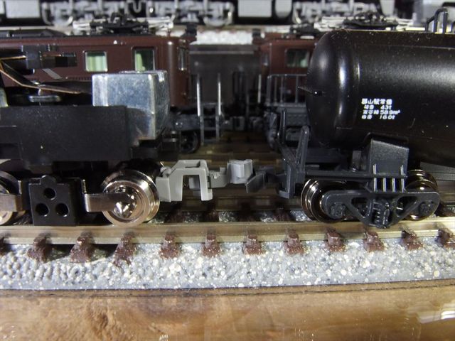 OLY64102_R.jpg