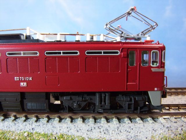 KATO ED75 1000 前期形 入線 : なみとの風