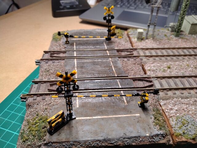 カツミHOゲージ 直線250L 曲線600R レールセット　エンドウ自動式踏切 hoゲージ ホビー・楽器・アート カツミHOゲージ 直線250L 曲線