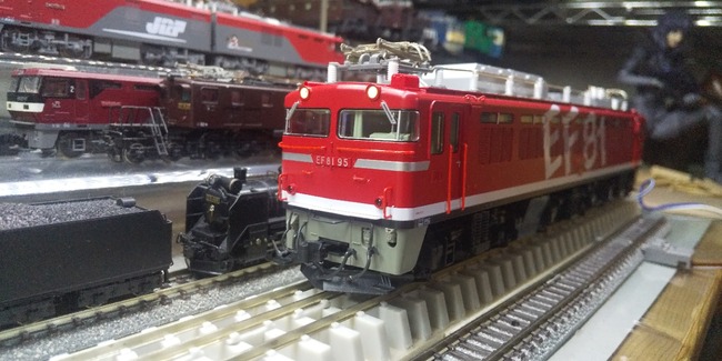 超熱 KATO】 仙台模型 - レインボー塗装機 95 (HO)EF81 1-322