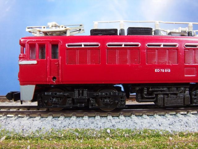 TOMIX製 約35年ほど前のED75形 交流型電気機関車 香港製 TOMIX製 約35年ほど前のED75形 交流型電気機関車 香港製