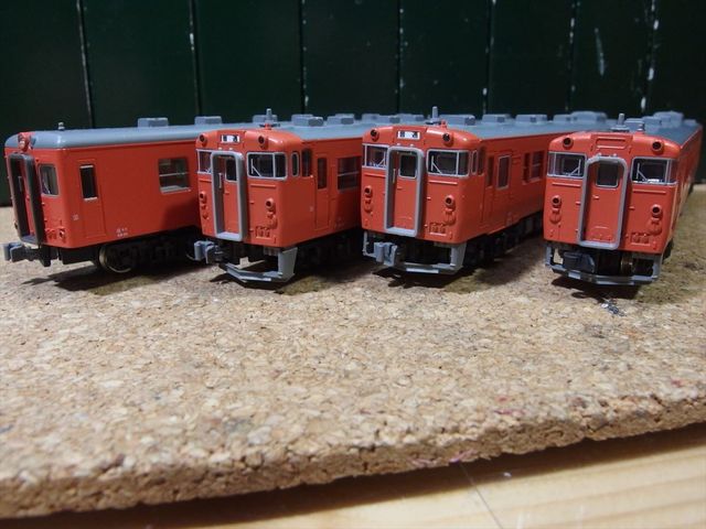 中古Nゲージ鉄道模型を再生する KATO キハ40 比較する