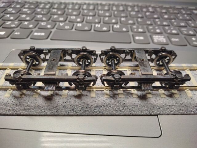 ディーププランニング アクラス マニ36 EG ボディー塗装済みキット