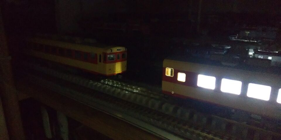 KATO HO キハ58(T) 増備 : クローゼットの中の鉄道模型 KATO HO キハ58(T) 増備 : クローゼットの中の鉄道模型