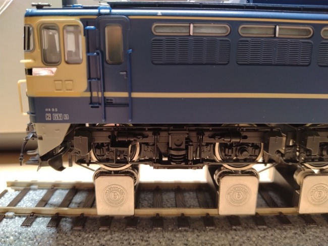 マ*ト様 Nゲージ・ジオラマ展示台【渓流を渡るローカル線】 ※車両