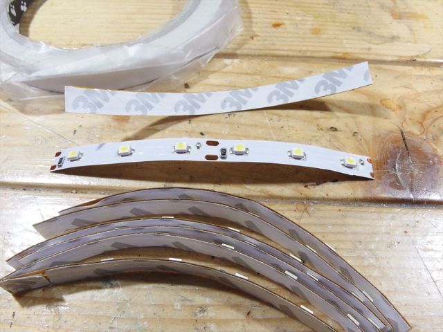 Nゲージ鉄道模型 テープLEDを使用した室内灯自作方法 KATO製品