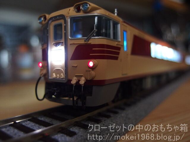 KATO HO キハ82 特急型気動車 自作テープLED室内灯取り付け KATO HO キハ82 特急型気動車 自作テープLED室内灯取り付け