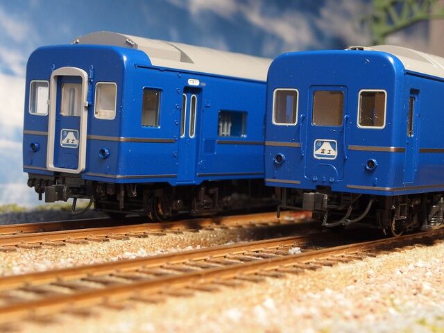 クローゼットの中の鉄道模型 - KATO HO 24系25形 特急型寝台客車